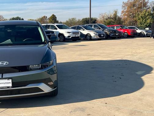 2026 Hyundai IONIQ 5 SEL