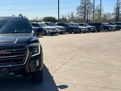 2021 GMC Yukon 4WD AT4