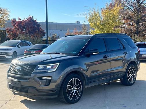 2018 Ford Explorer Sport