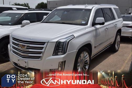 Crystal White Tricoat 2017 Cadillac Escalade Platinum