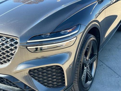 2024 Genesis GV70 2.5T AWD