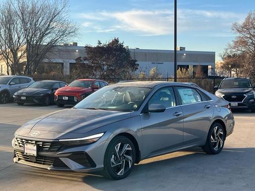 2026 Hyundai ELANTRA Limited