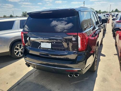 2023 GMC Yukon Denali Ultimate