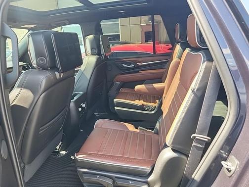 2023 GMC Yukon Denali Ultimate
