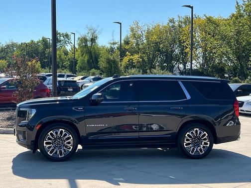 2023 GMC Yukon Denali Ultimate