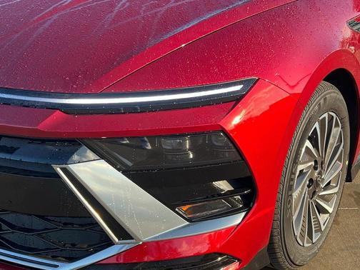 2026 Hyundai SONATA Hybrid SE