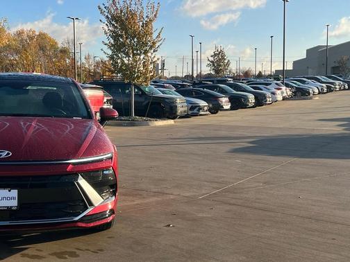 2026 Hyundai SONATA Hybrid SE