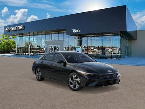 2025 Hyundai ELANTRA SEL