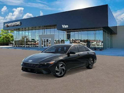 2025 Hyundai ELANTRA SEL