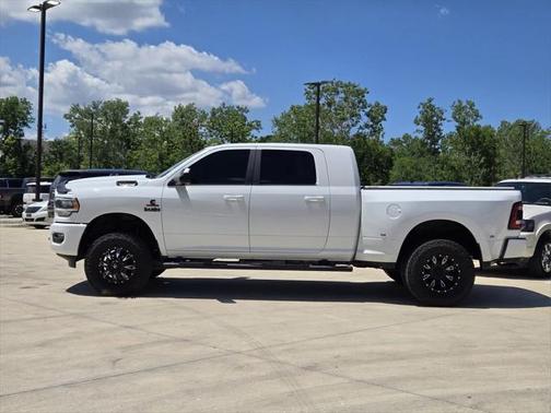 2020 RAM 3500 Big Horn Mega Cab 4x4 6'4' Box
