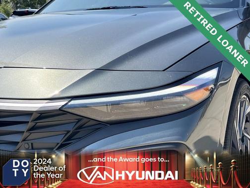 2025 Hyundai ELANTRA HEV SEL Sport