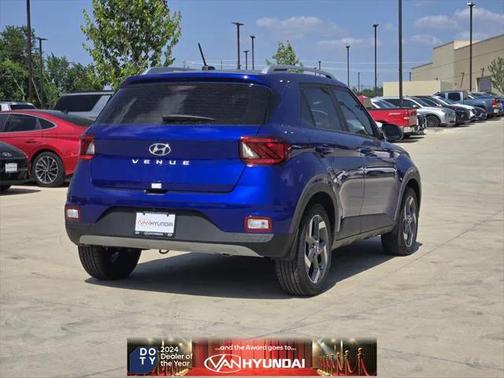 2025 Hyundai VENUE SEL