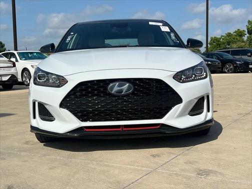 2020 Hyundai Veloster Base