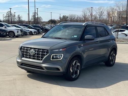 2021 Hyundai VENUE SEL