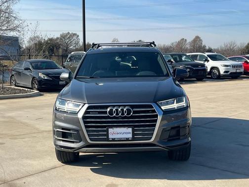 2019 Audi Q7 45 Premium Plus