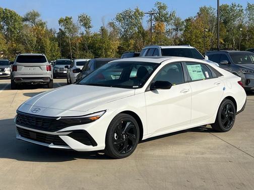 2026 Hyundai ELANTRA Sport