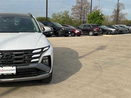 Creamy White Pearl 2026 Hyundai TUCSON Plug-In Hybrid Limited