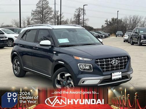 2026 Hyundai VENUE SEL w/Two-Tone Roof