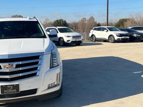 2019 Cadillac Escalade ESV Premium Luxury