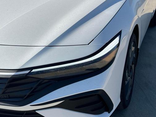 2025 Hyundai ELANTRA Sport