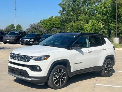 Bright White Clearcoat 2022 Jeep Compass Limited