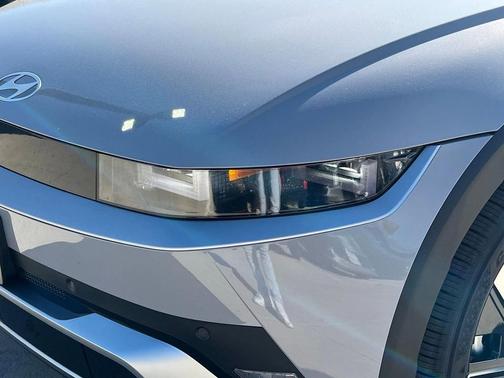 2026 Hyundai IONIQ 5 SE