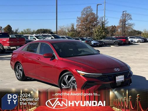 2025 Hyundai ELANTRA SEL