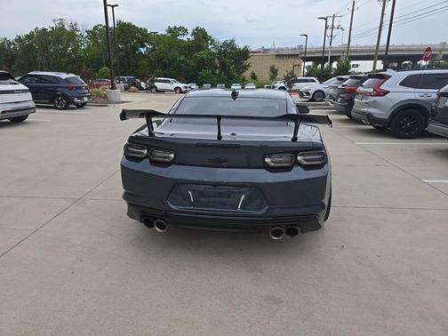 Shadow Gray Metallic 2021 Chevrolet Camaro ZL1