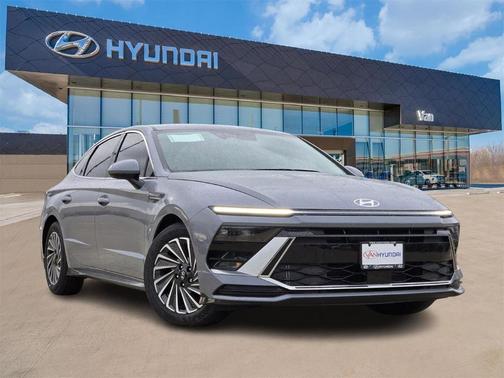 2025 Hyundai SONATA Hybrid SE