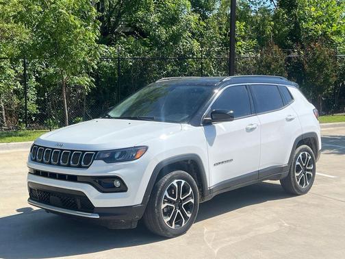 Bright White Clearcoat 2022 Jeep Compass Limited