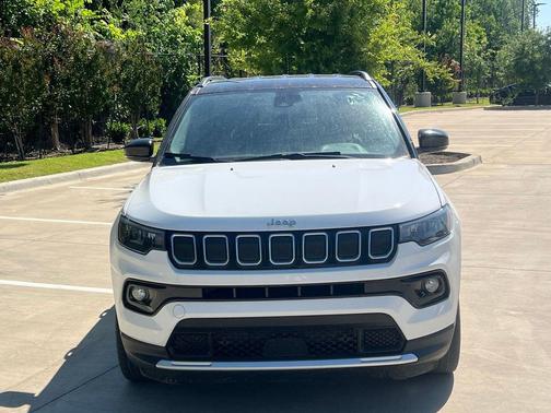Bright White Clearcoat 2022 Jeep Compass Limited