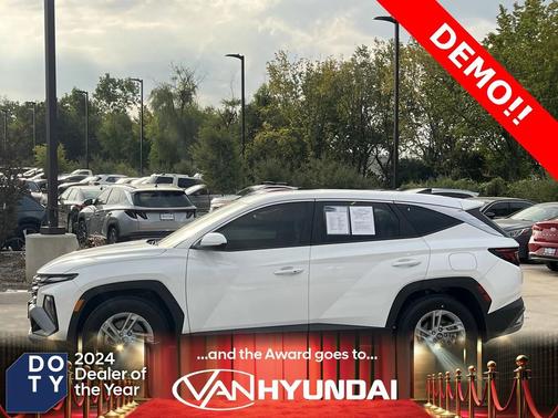 2025 Hyundai TUCSON SE