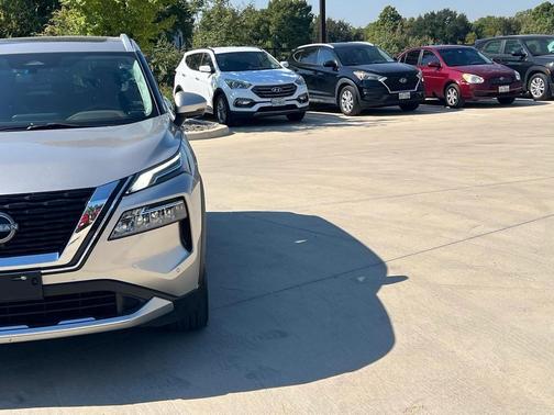 2023 Nissan Rogue Platinum