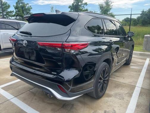 2023 Toyota Highlander XSE