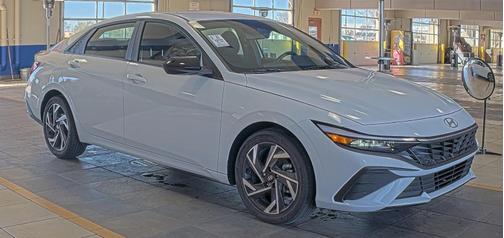 2025 Hyundai ELANTRA Sport