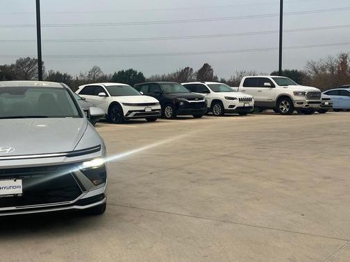 2026 Hyundai SONATA SEL