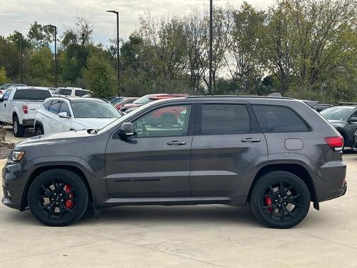 2021 Jeep Grand Cherokee SRT