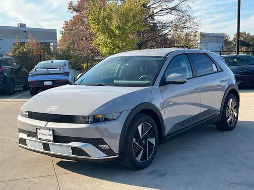 2026 Hyundai IONIQ 5 SE Standard Range