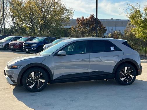 2026 Hyundai IONIQ 5 SE Standard Range