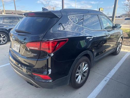 2017 Hyundai Santa Fe Sport 2.0L Turbo