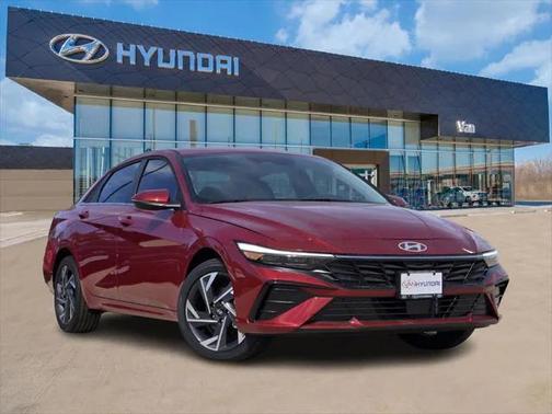 2025 Hyundai ELANTRA Limited