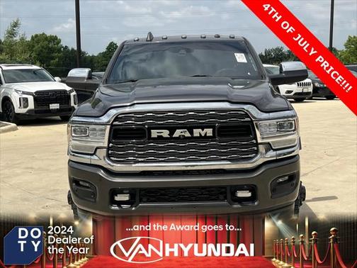 2019 RAM 3500 Limited Crew Cab 4x4 8' Box