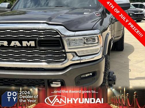 2019 RAM 3500 Limited Crew Cab 4x4 8' Box