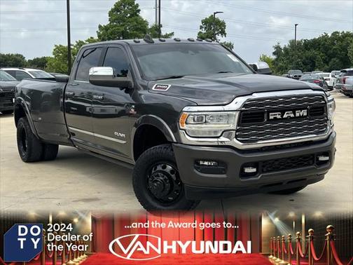 2019 RAM 3500 Limited Crew Cab 4x4 8' Box