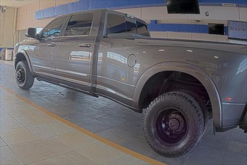 2019 RAM 3500 Limited Crew Cab 4x4 8' Box