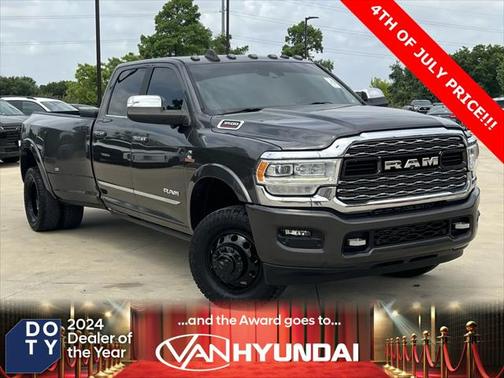 2019 RAM 3500 Limited Crew Cab 4x4 8' Box