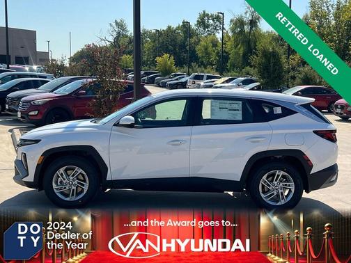 2026 Hyundai TUCSON SE