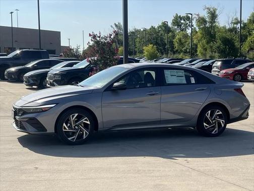 2025 Hyundai ELANTRA Sport