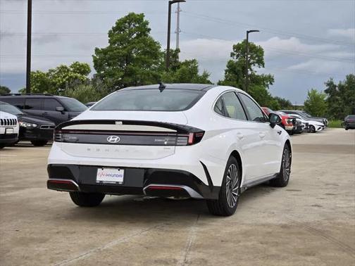 2025 Hyundai SONATA Hybrid Limited