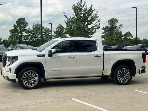 White Frost Tricoat 2023 GMC Sierra 1500 Denali Ultimate